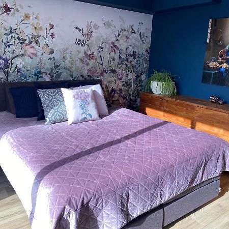 Bzb Jantina Apartment เฮเรนเวน ภายนอก รูปภาพ