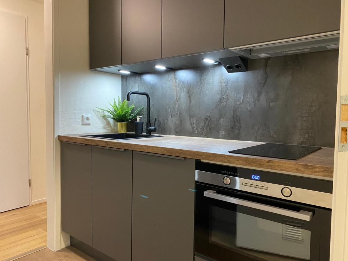 Bzb Jantina Apartment เฮเรนเวน ภายนอก รูปภาพ